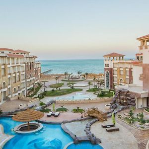 Royal Beach Resort